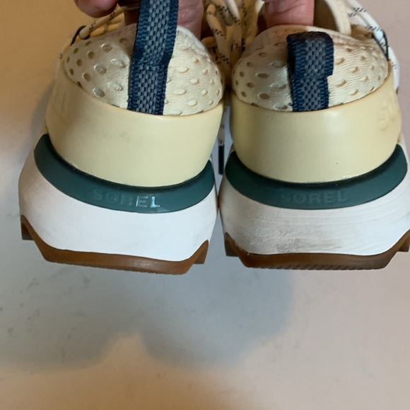 Sorel Kinetic Impact Sneakers 7.5 - Picture 9 of 11
